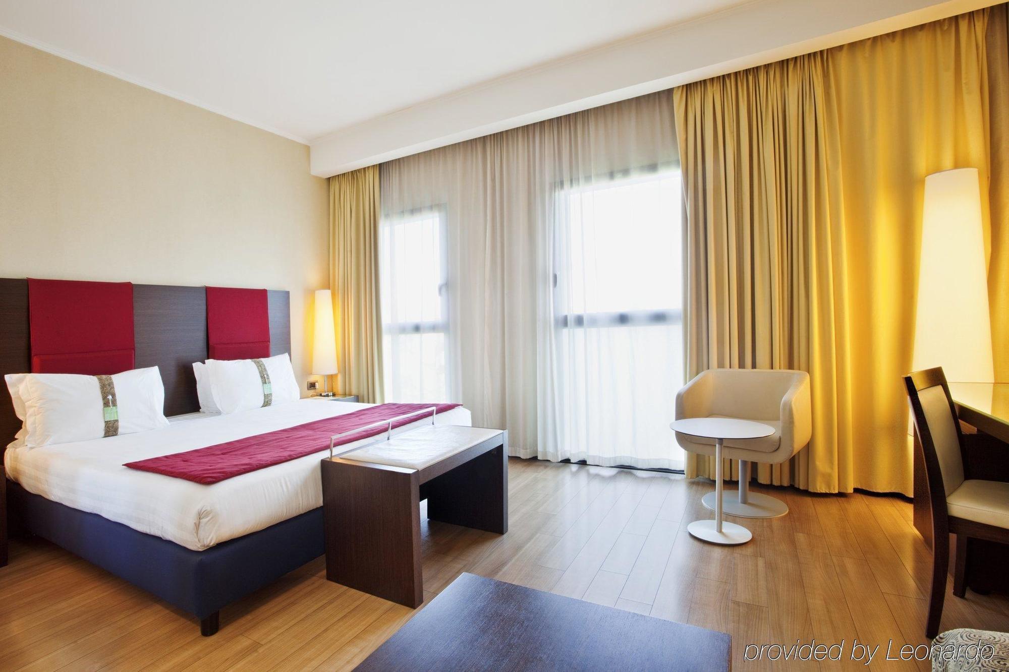 Holiday Inn Turin Corso Francia By Ihg Buitenkant foto